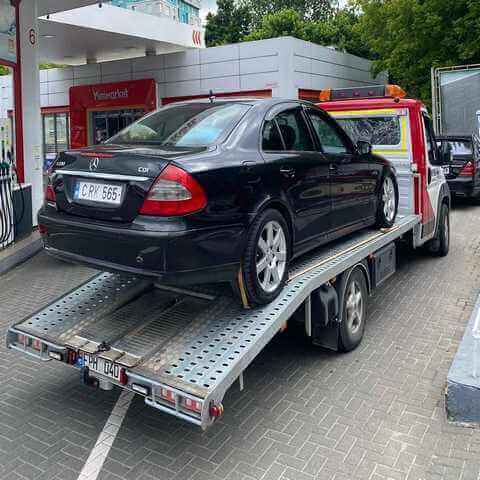 Evacuatorul auto la autoservice în Chișinău